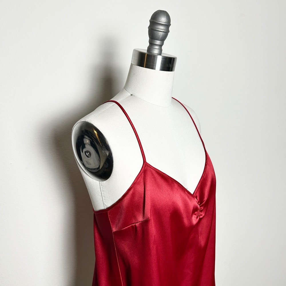 Victorias Secret Scarlet Red Satin Camisole Tank Top Adjustable Straps Boudoir M